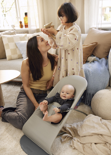 BABYBJORN - leżaczek BLISS WOVEN/JERSEY Tri Fabric, Piaskowoszary